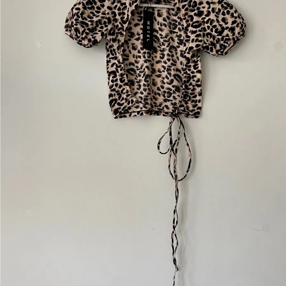 MOTEL Tasya Backless Crop Top Pink Panther Size S 10 - Picture 3 of 3